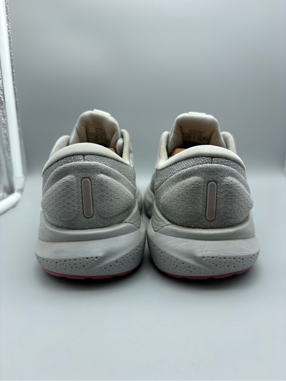 Brooks | Adrenaline GTS 24 Running Shoes - Gray Pink ; Womens 7 - Picture 5 of 8